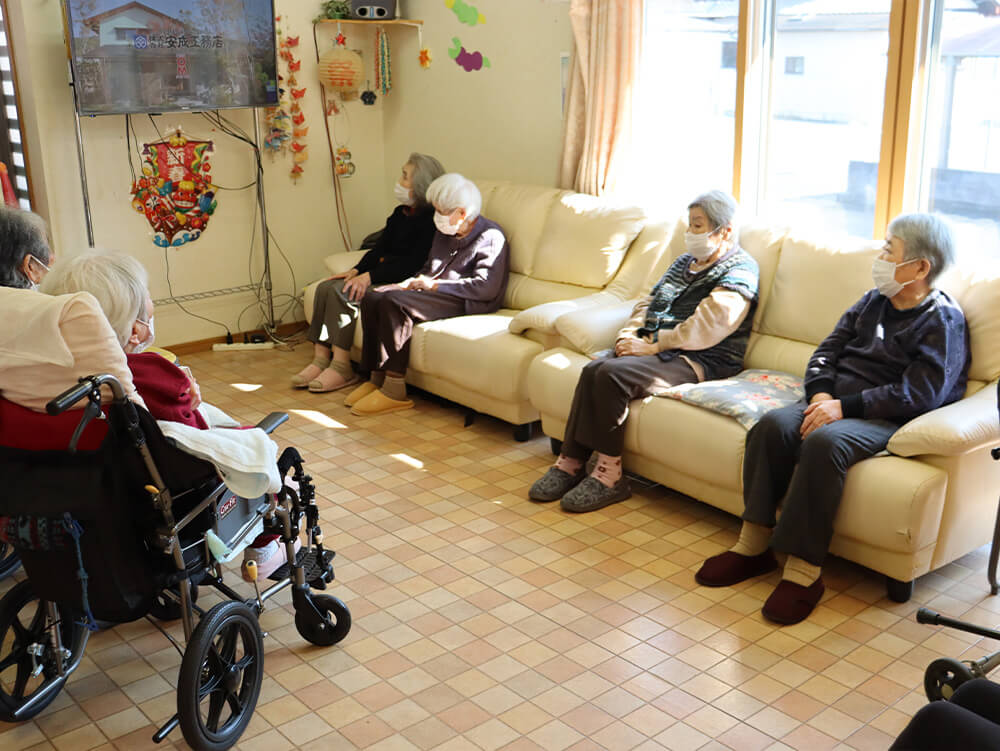 デイサービスセンター 春画像